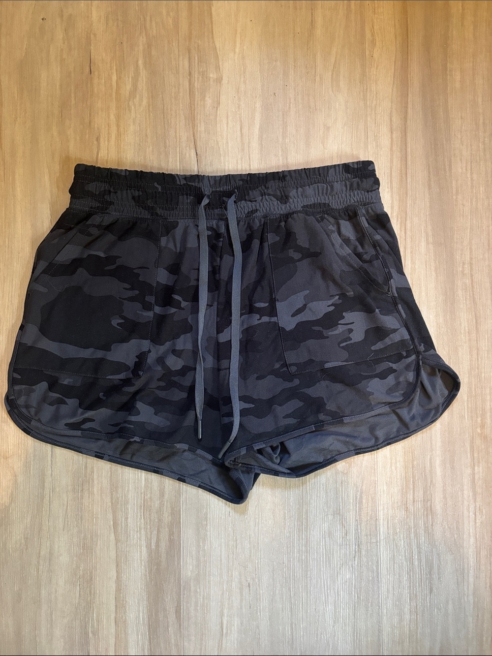 Athletic Works Women’s Black & Gray Camo Athletic Shorts